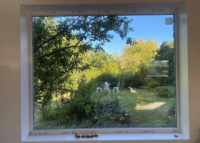 Villa L'atelier, Between Nature And