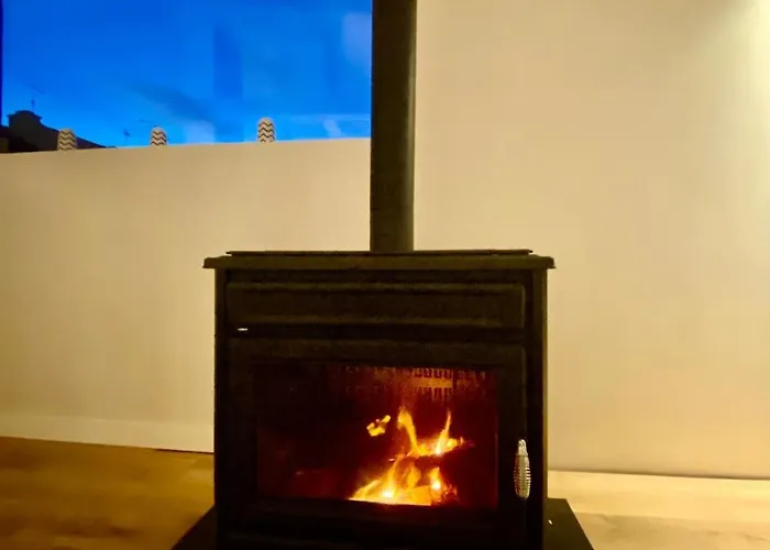 L'atelier, Between Nature And فيلة